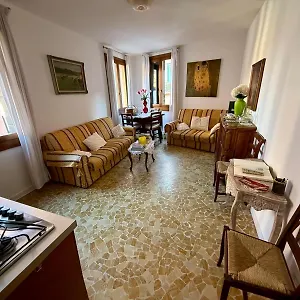 Residenza De L'osmarin Pensión Venecia