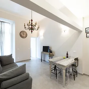 Apartment Lucia's Italy